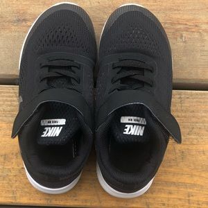 Nike Free Run  Black Boys Size 12